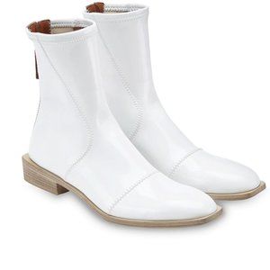 Fendi FFrame ankle boots $990